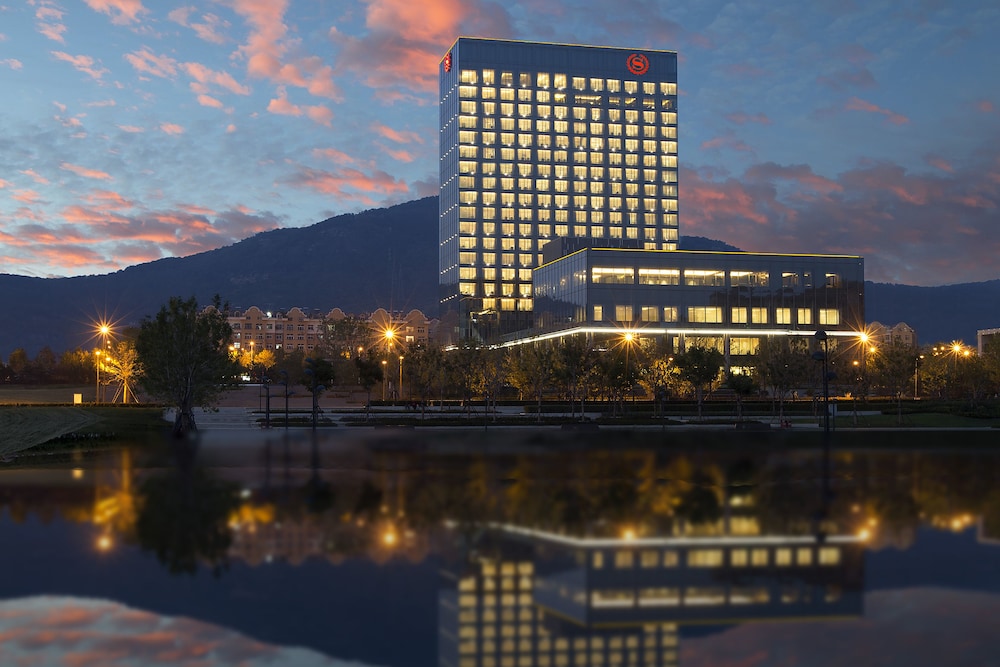 Sheraton Qingdao Licang Hotel in Qingdao, People's Republic of China