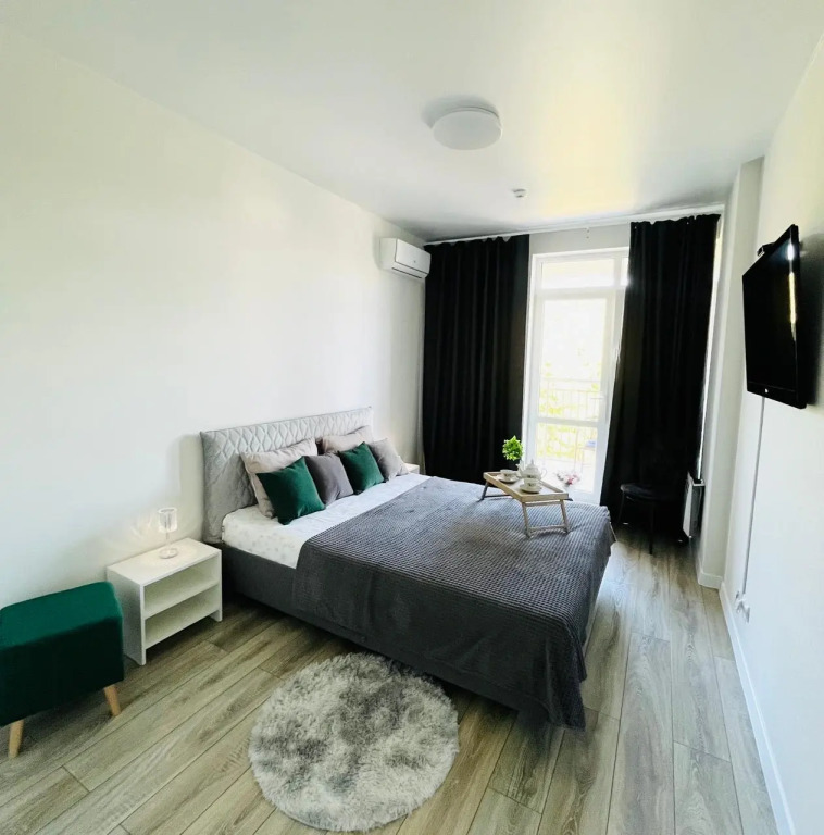 Odnokomnatnaya S Vidom Na Gory Flat in Sukko, Russia