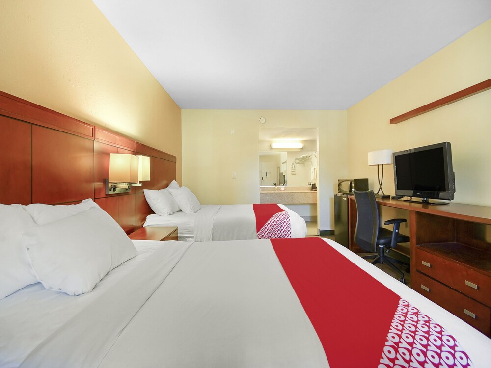 Baymont by Wyndham Williamsburg - photo 19
