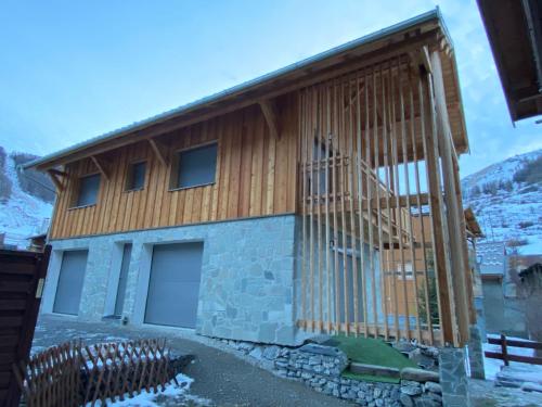 Changalan II in Vars, France