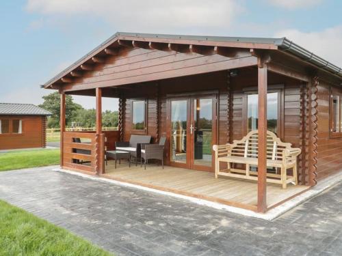 Ty Mai Parc Y Fronwen in Newborough, United Kingdom