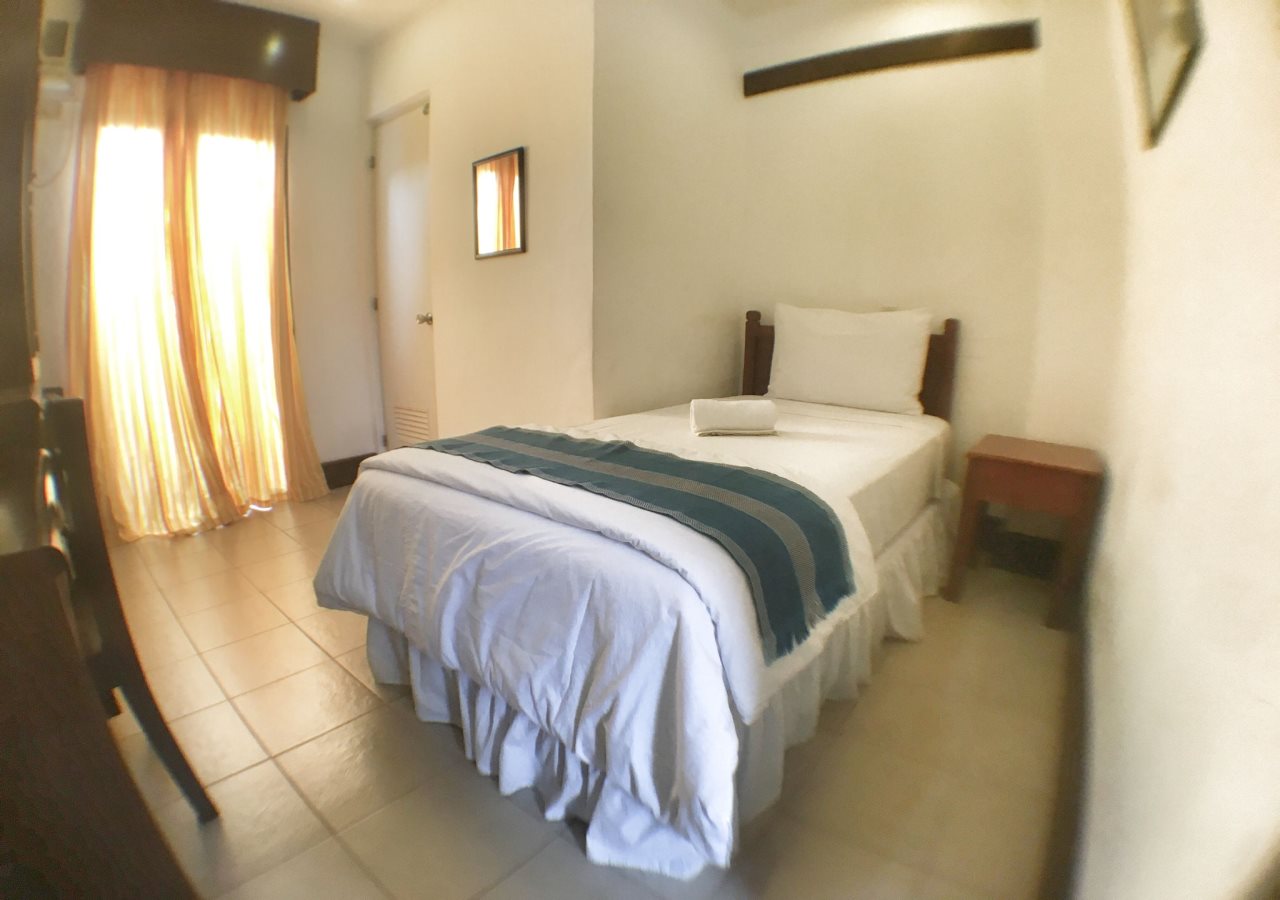 Casa Dona Emilia Bed And Breakfast 5804149 — Paoay