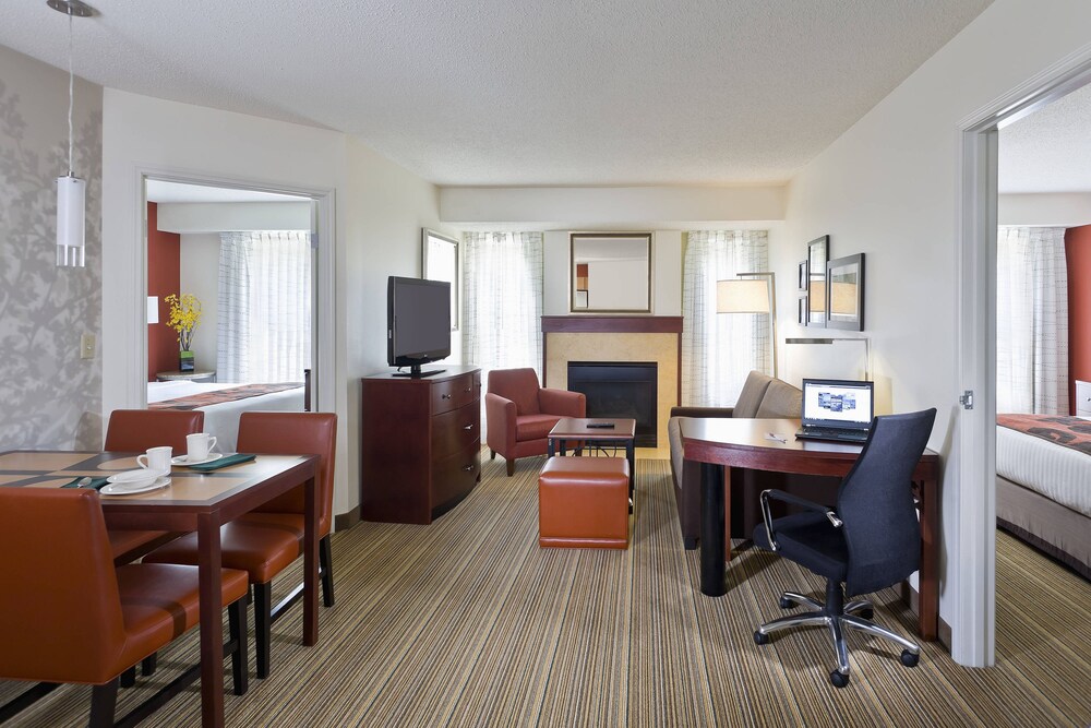 Residence Inn Houston The Woodlands Lake Front Circle - photo 8