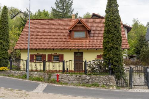 Domek na Wąskiej in Karpacz, Poland