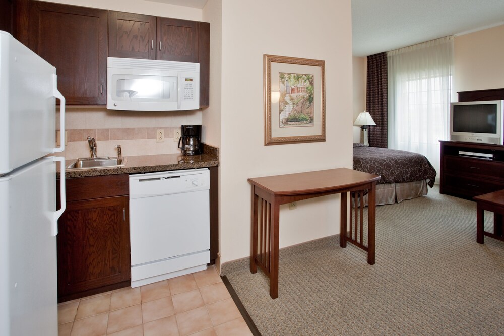 Staybridge Suites Chesapeake by IHG - photo 19