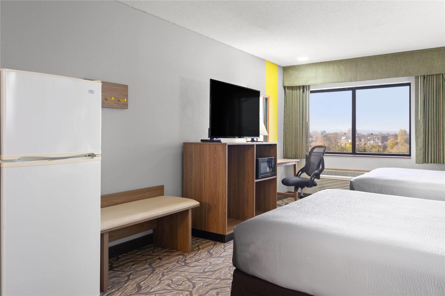 Super 8 by Wyndham Baker City - photo 19