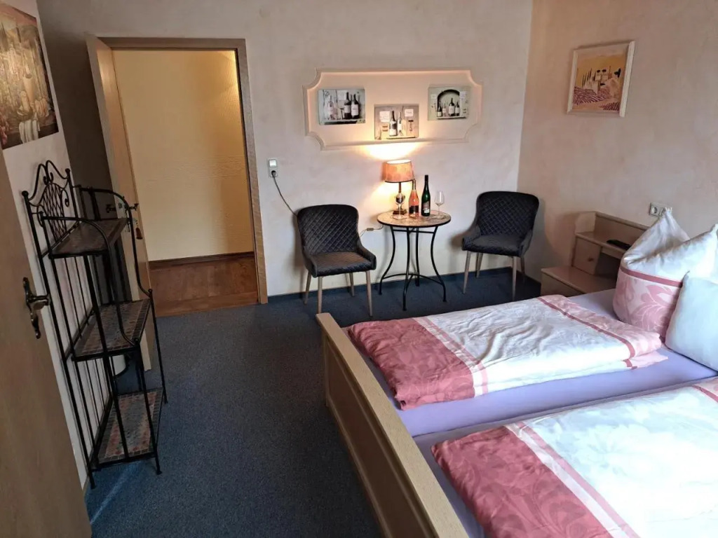 Ferienwohnung Moselpension Gwosch — 4-Star Luxury Hotel in Bruttig-Fankel, Germany