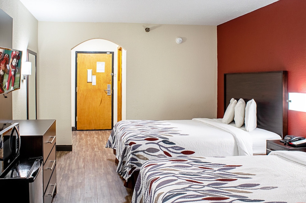 Red Roof Inn & Suites Middletown Franklin - photo 15