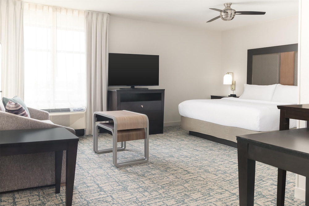 Homewood Suites by Hilton Wauwatosa Milwaukee - photo 11