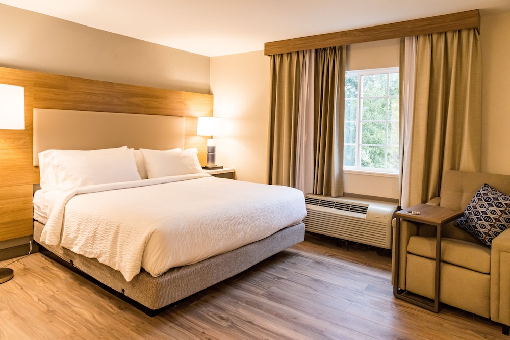 Candlewood Suites Richmond South by IHG - photo 10