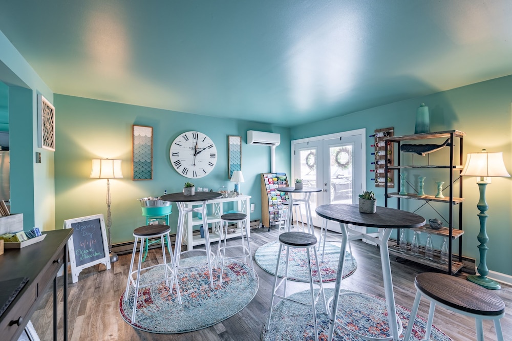 Ocean Glass Inn - photo 2