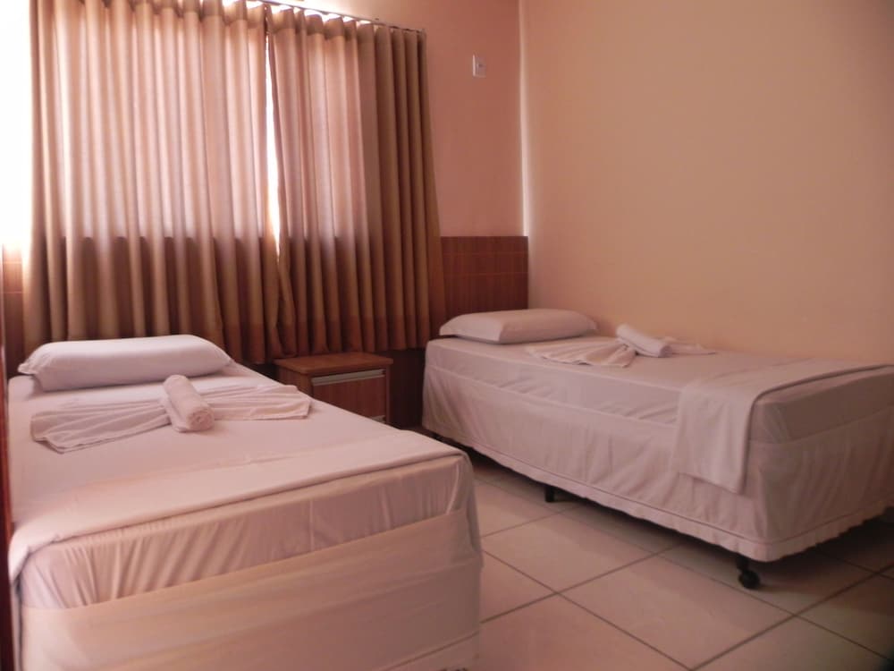Planeta Hotel — Niquelandia — photo 3