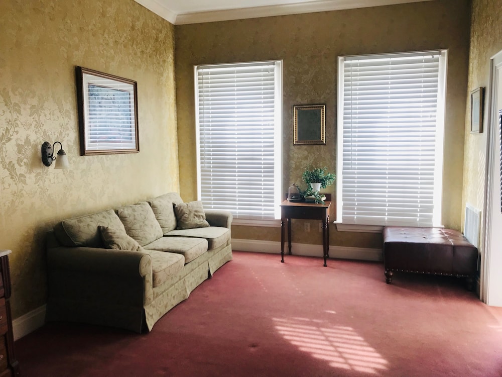 Kingsley Inn - photo 34