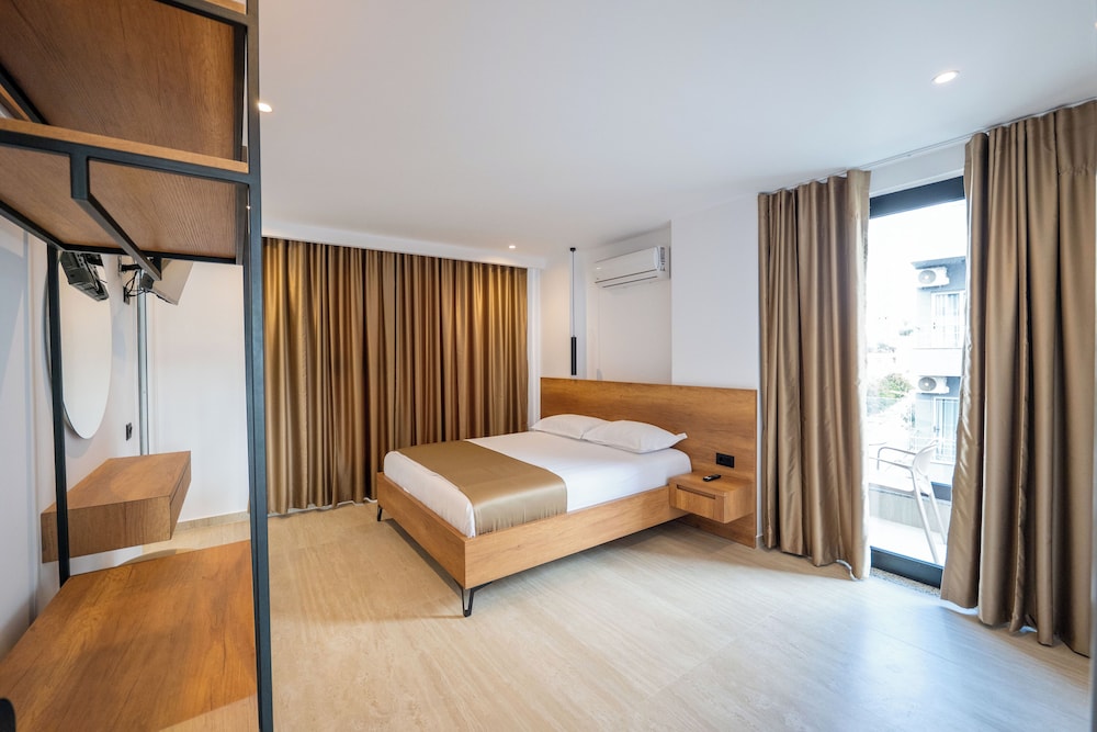 Hotel Enad in Ksamil, Albania