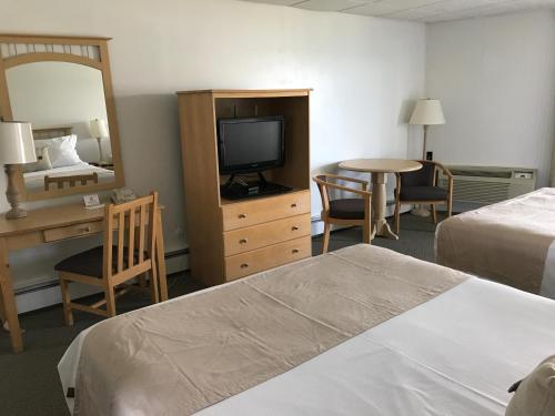 The Three Seasons Resort - photo 17