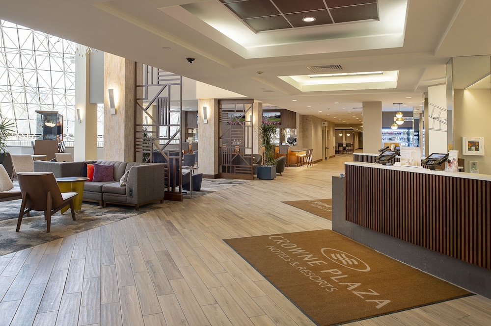 Crowne Plaza St. Louis Airport by IHG - photo 178