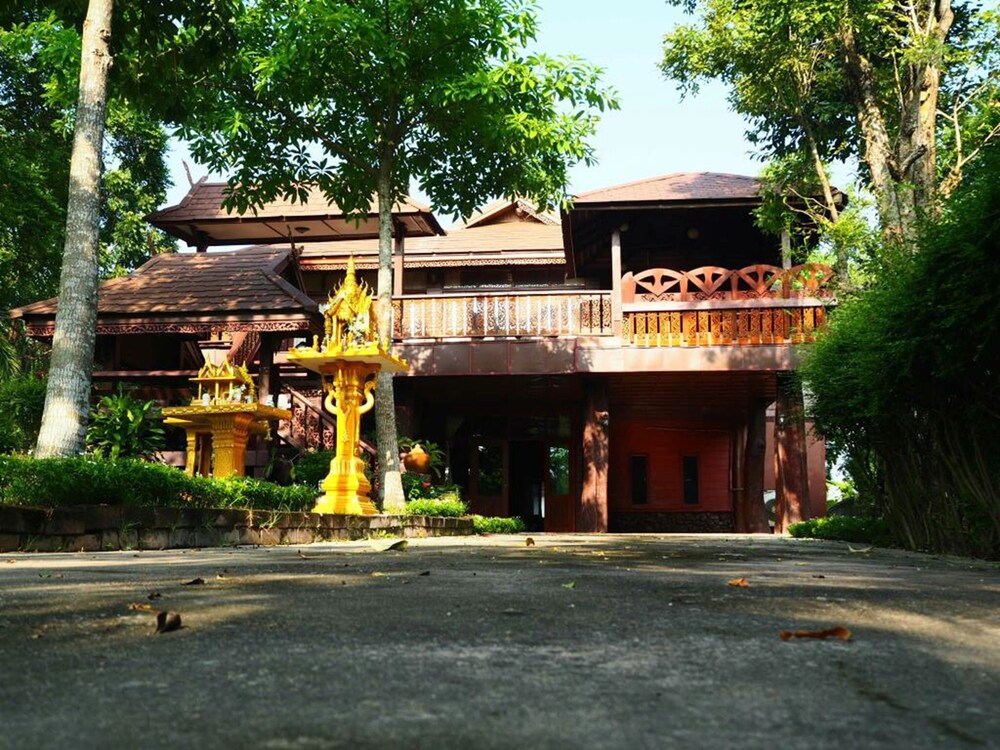 Olive Resort Pattaya in Bang Lamung, Thailand