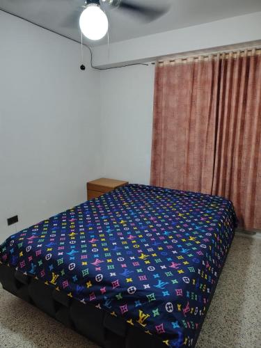 Habitación amoblada con baño compartido in Caracas, Venezuela