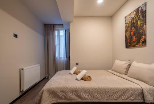 Niabi Apartments with Cinema and Billiards