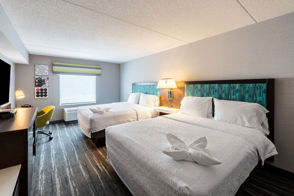 Hampton Inn & Suites Poughkeepsie - photo 9