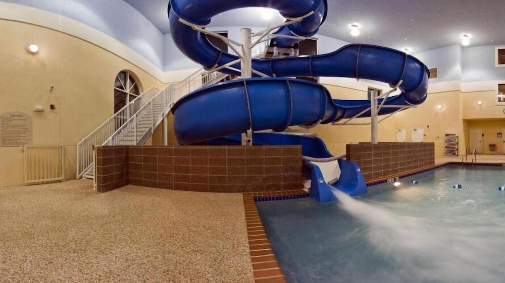 Garner Hotel Brookings by IHG - photo 20