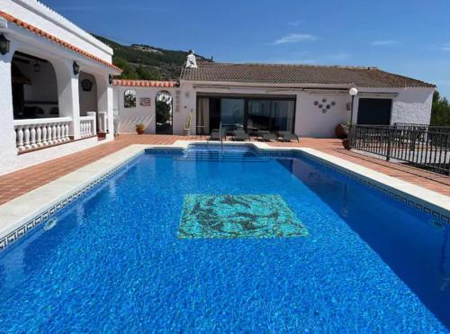 Villa La Vista — 4-Star Luxury Hotel in Alcoceber, Spain
