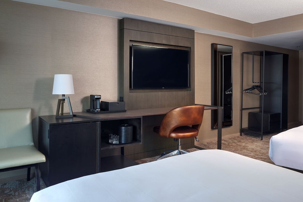 Chicago Marriott Southwest at Burr Ridge - photo 17