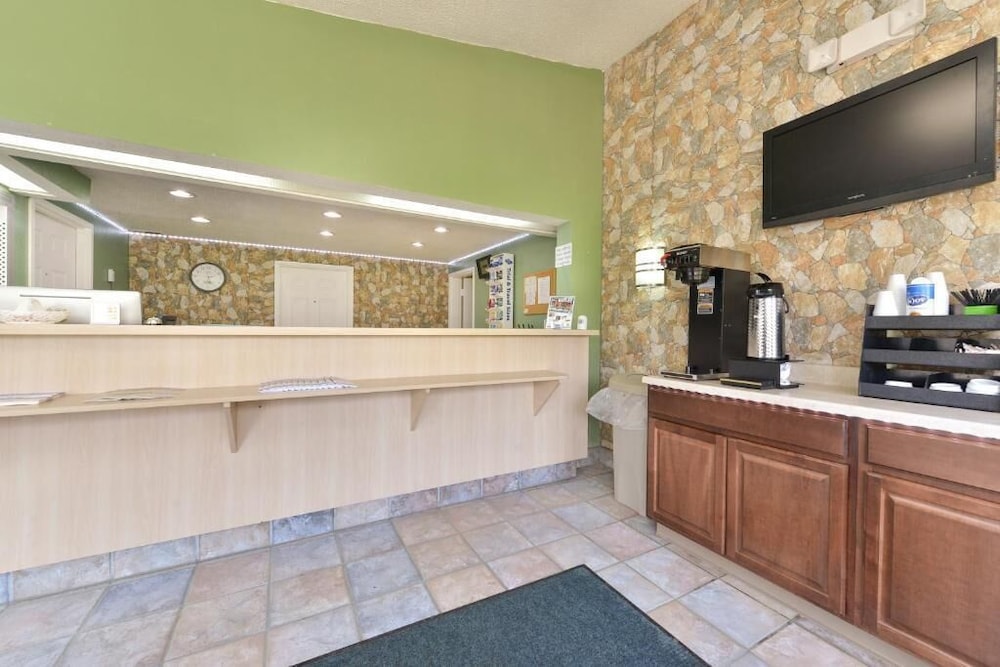 Mentor Home Inn - photo 3