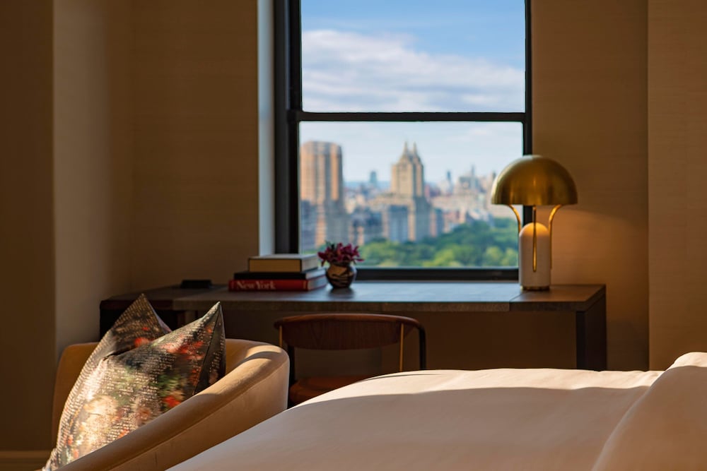 JW Marriott Essex House New York - photo 30