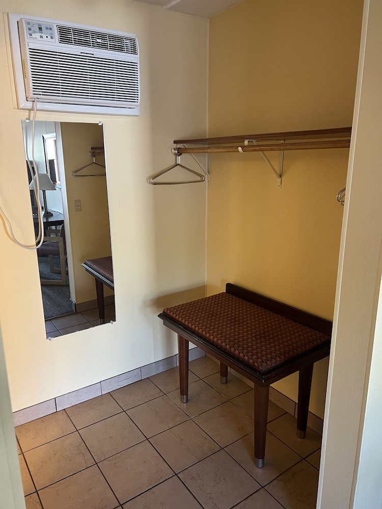 All Star Inn & Suites - photo 208