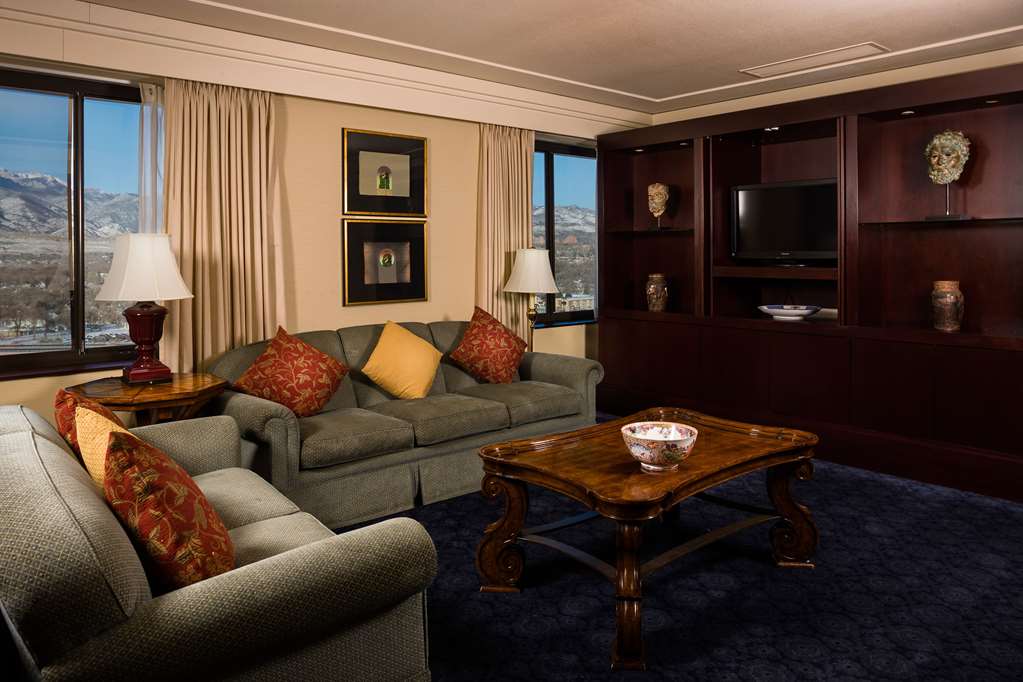 The Antlers a Wyndham Hotel - photo 19