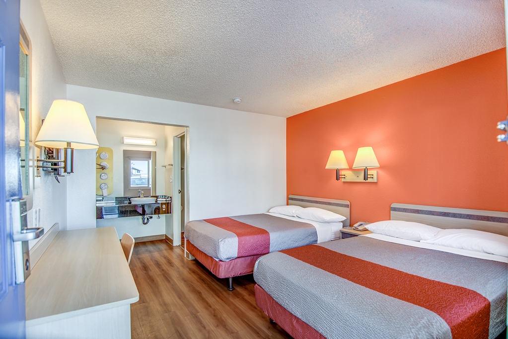 Motel 6 Stockton CA Charter Way West - photo 23
