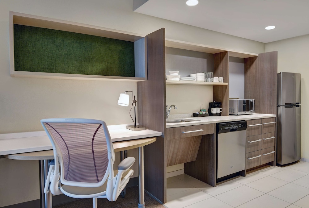 Home2 Suites by Hilton Bordentown - photo 23