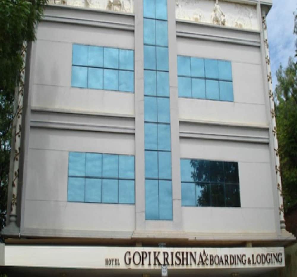 Hotel Gopikrishna — hotel in Tirupati