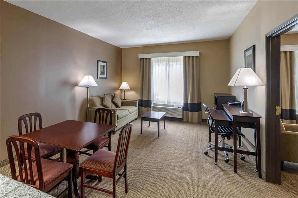 Comfort Suites The Colony Plano West - photo 32
