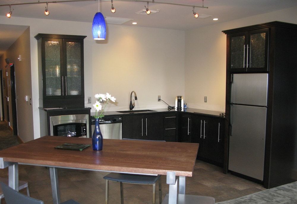 Suites at 118 - photo 13