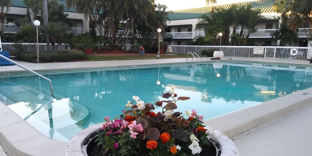 SureStay Plus Hotel by Best Western Clearwater Central - photo 14