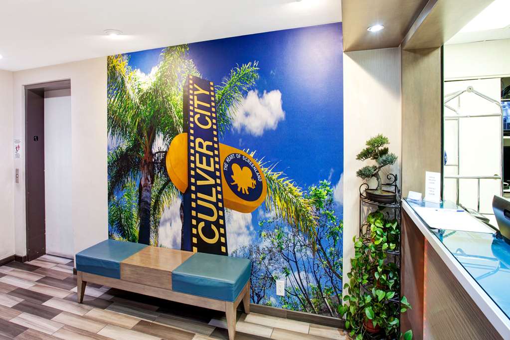 Travelodge by Wyndham Culver City - photo 8