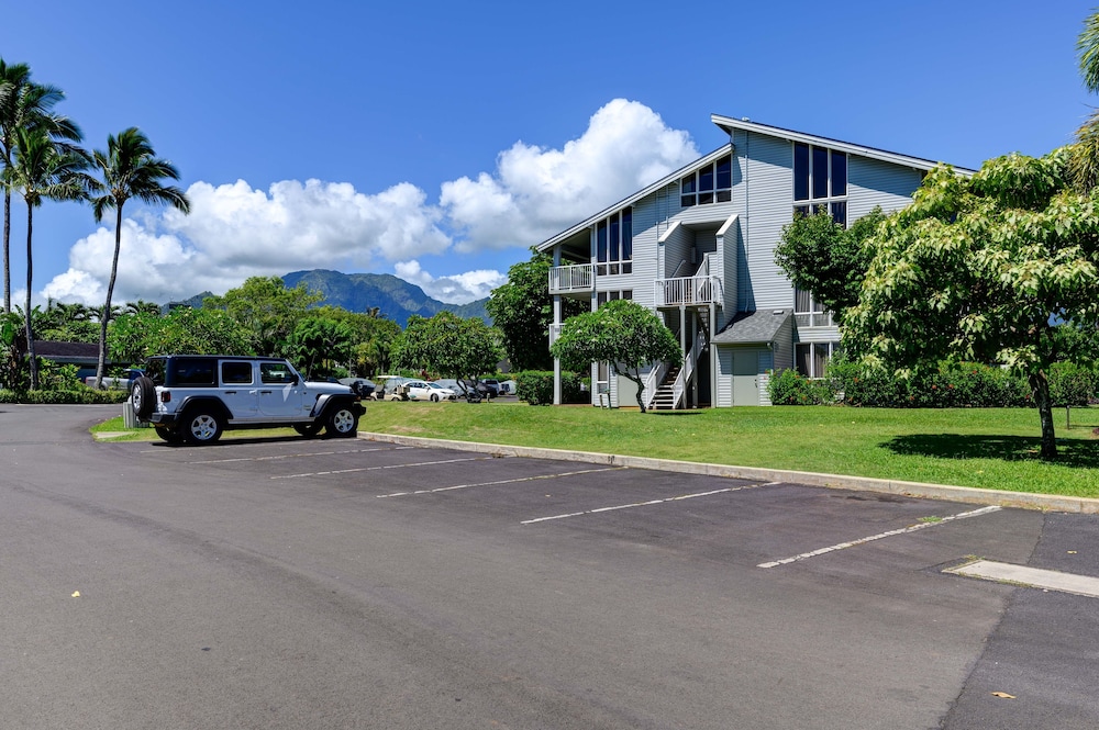 Newly Remodeled Cliffs Resort in Princeville condo - photo 38