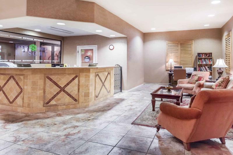 Wyndham Green Valley Canoa Ranch Resort - photo 51