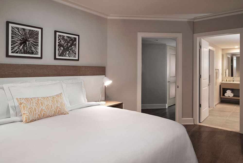 Hilton Grand Vacations Club Ocean Enclave Myrtle Beach - photo 5