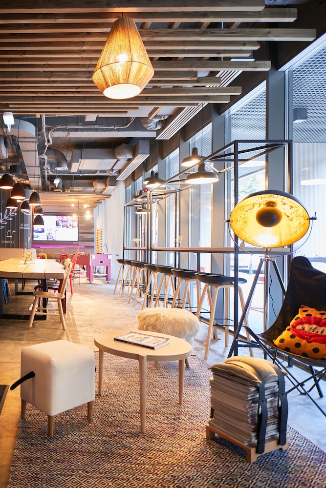 מזון ומשקאות