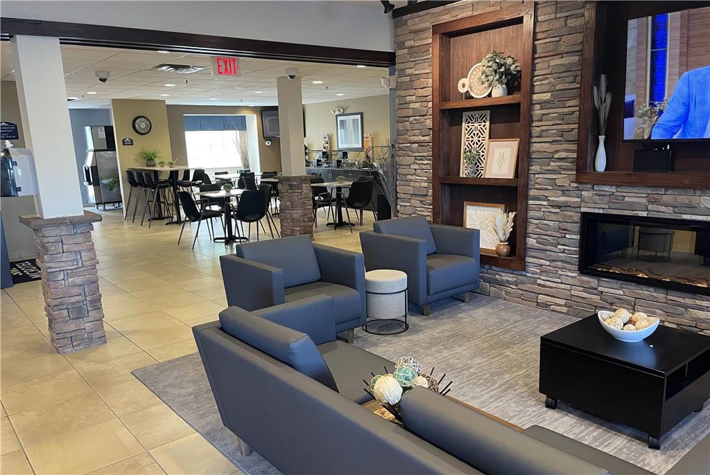 Microtel Inn & Suites by Wyndham Waynesburg - photo 3