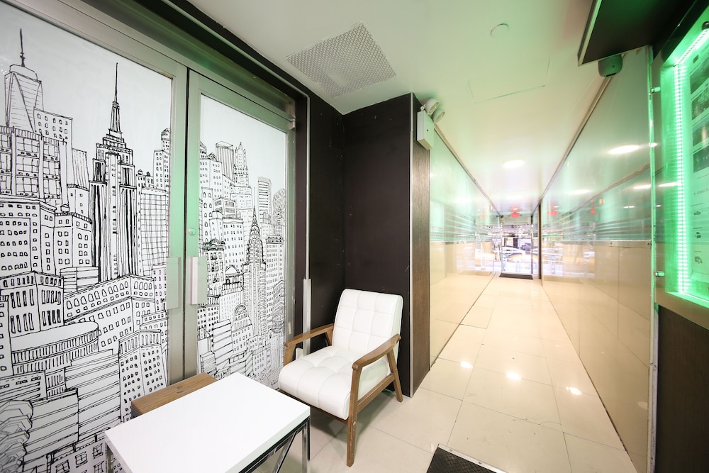 Doxie Hotel - photo 3