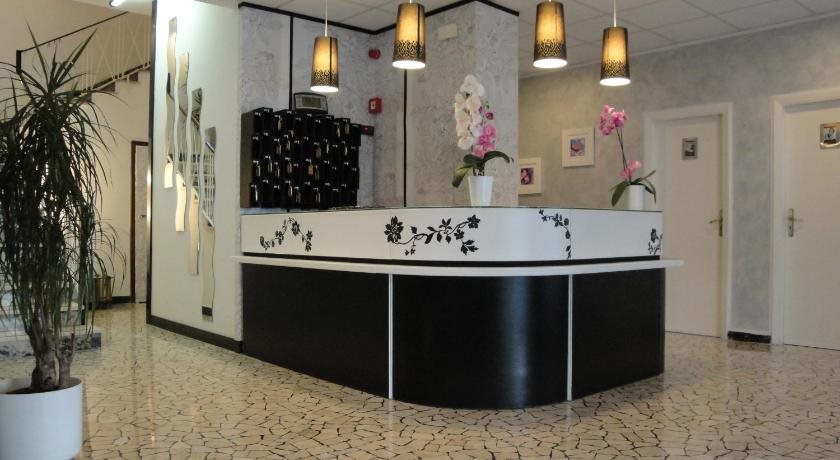 Hotel Mari - last minute hotel in Rimini