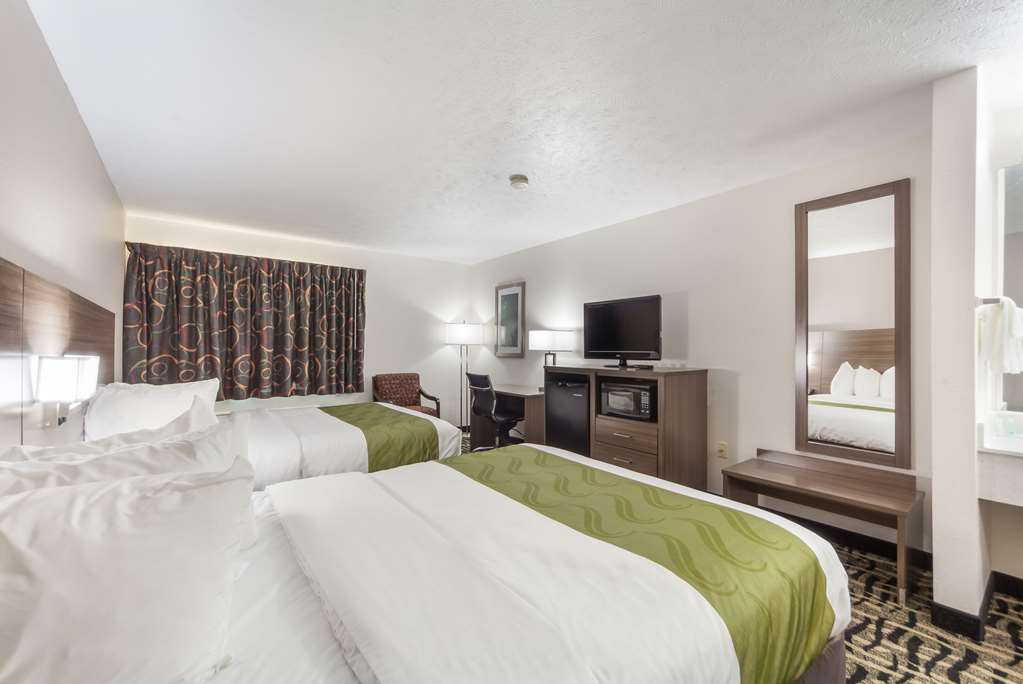 Quality Inn & Suites Omaha Chalco - photo 16