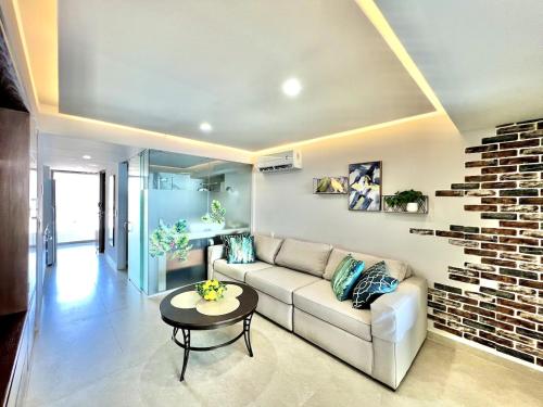 Mar y Cielo Beachfront & free breakfast by Moikka Rentals — 4-Star Luxury Hotel in Puerto Vallarta, Mexico