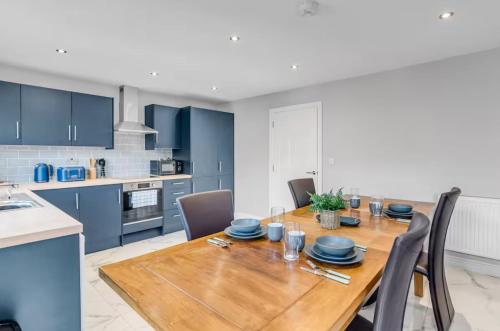8 Beds Denmark House — 4-Star Luxury Hotel in Norwich, United Kingdom