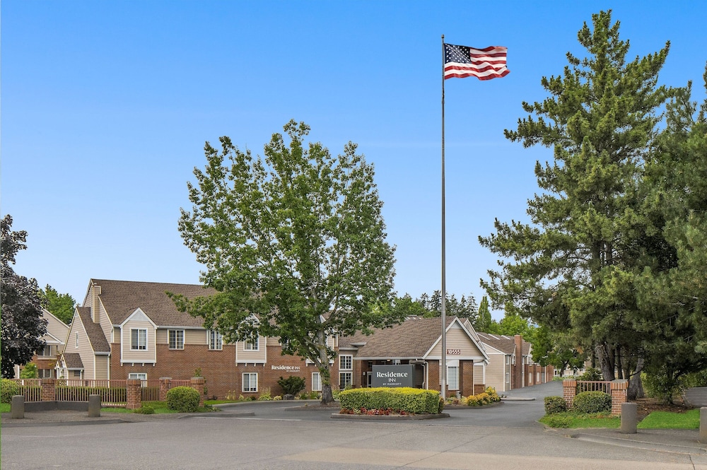 Residence Inn by Marriott Portland Hillsboro - photo 32