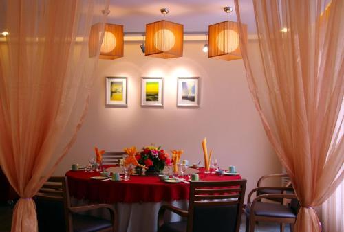 Yangshuo Tangrenjie Hotel in Yangshuo, People's Republic of China